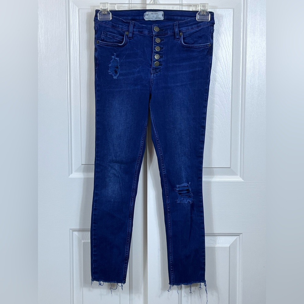 Free People Skinny Jeans w/ Distress, Dark Blue, Size 27